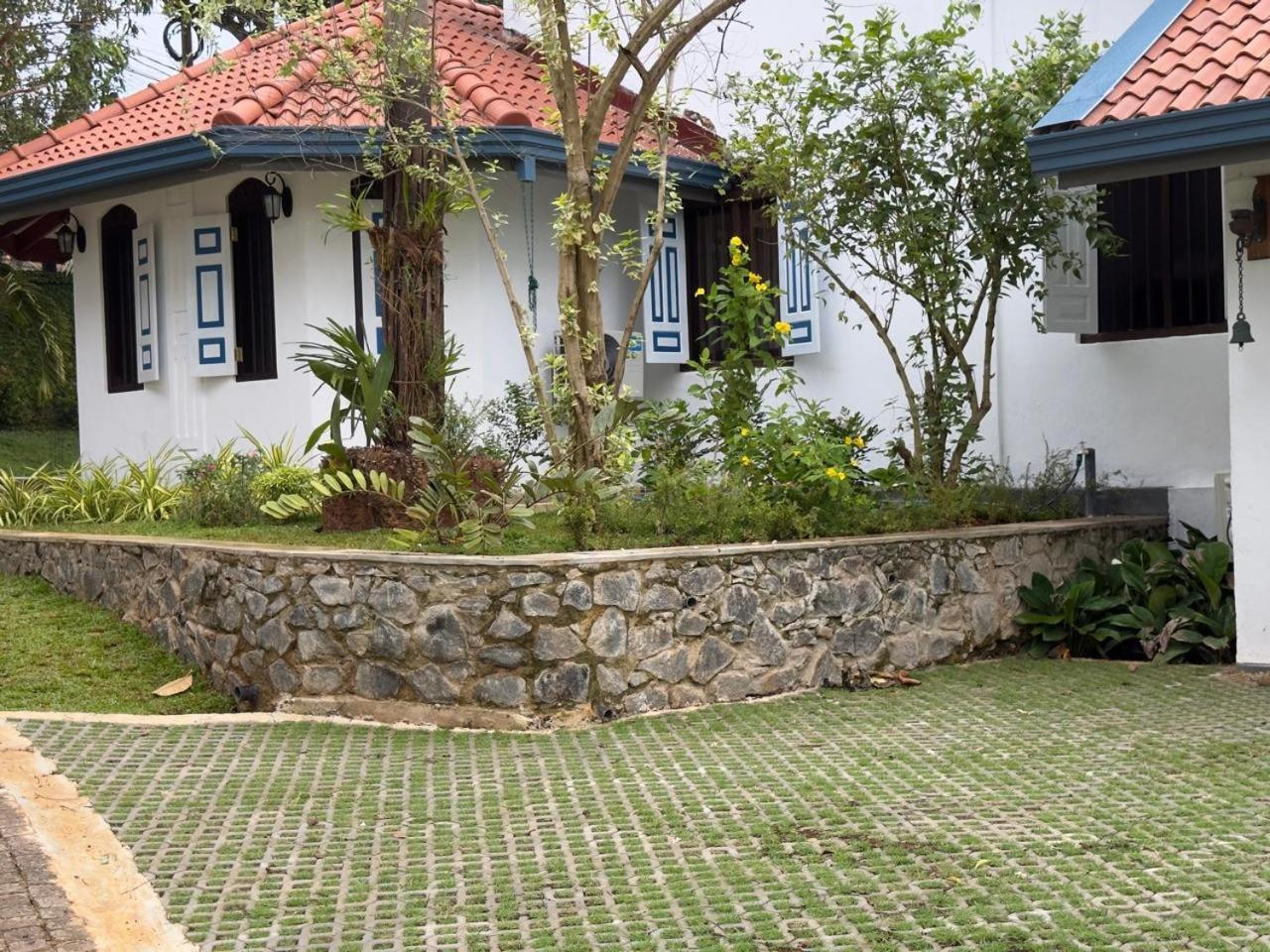 The Residence Bentota Bagian luar foto