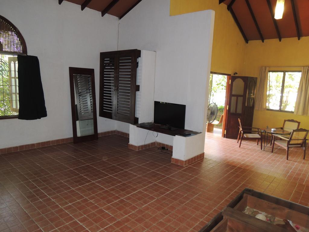 The Residence Bentota Bagian luar foto